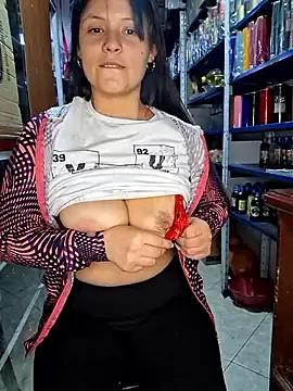 Niidia on StripChat 