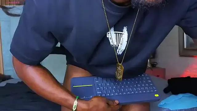 pipedark_ — Private on StripChat