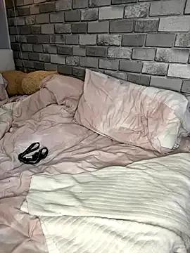 StripChat Poppy_frankie  is Freechat  Poppy_frankie — 5min Titty flash