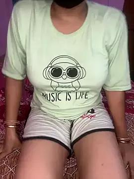 Priyajaanbaby on StripChat 