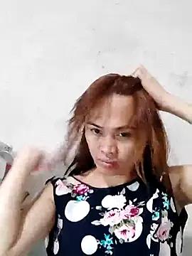 QueenSoreal on StripChat 