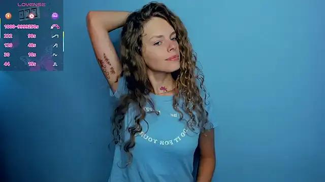 Freechat RayaNenlia on StripChat