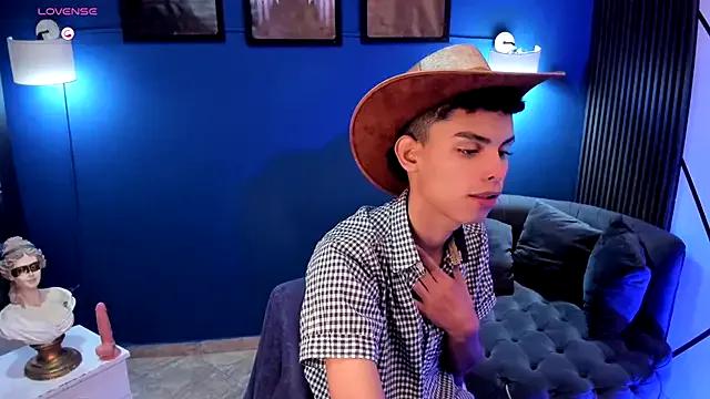 Room_69x on StripChat 