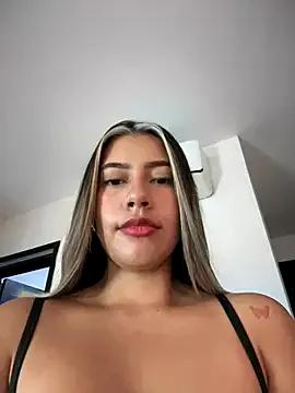 sara_calderon — Freechat on StripChat