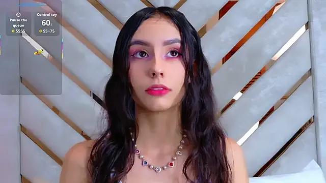 Sarah-Grace on StripChat 