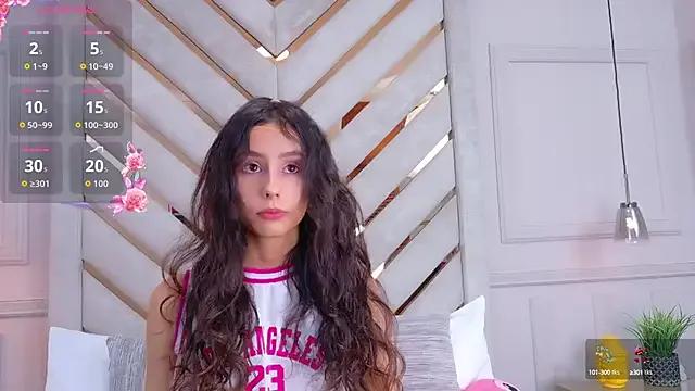 Sarah-Grace on StripChat 