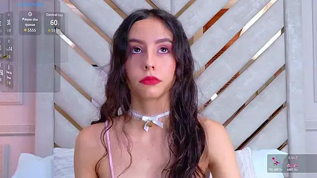 Sarah-Grace on StripChat 