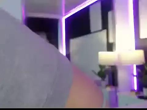 Scarleth_Oconer on StripChat 