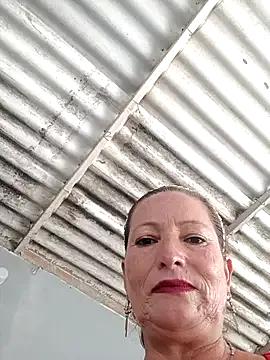 Sexy-Woman-Mature — squirt