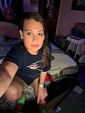 StripChat shortywidaphatty  is Freechat  shortywidaphatty — Last tipper gets vid