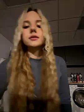 Sky_Cutie — oil show with bra