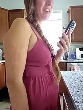 Photos of SkyelarSommer from StripChat is Freechat