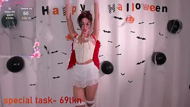 StripChat softly_bold  is Freechat  softly_bold — make top smaller a little smaller