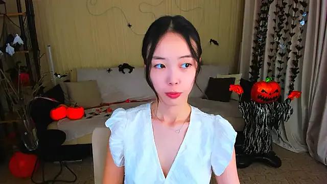 SoulHarmoonyy — stroke my legs