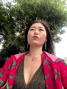 sunny-520 on StripChat 