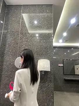 sunny-520 on StripChat 