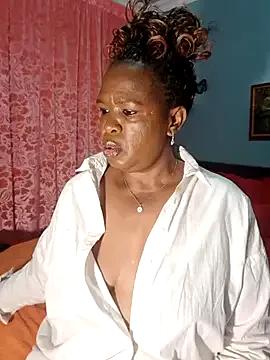 TALLNSEXY48 on StripChat 