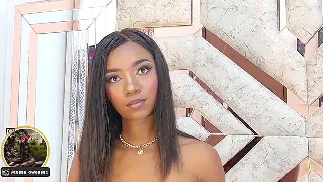 Tessa_Owenss on StripChat 