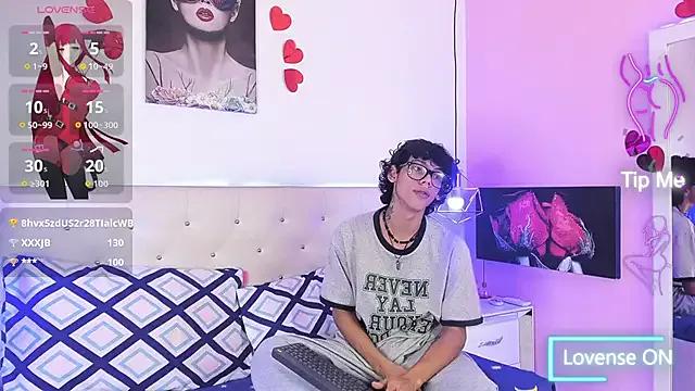 Freechat Thedoll_ethan7 on StripChat