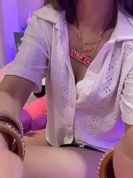 TheOnlyStrip_Queen — chocolate syrup on ass
