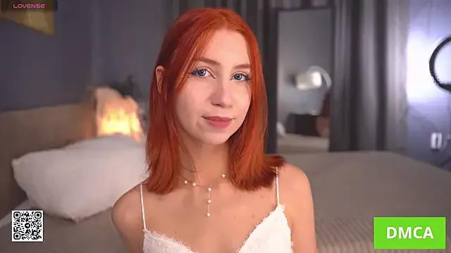 StripChat Venelopa  is Freechat  Venelopa — hot wet camel toe